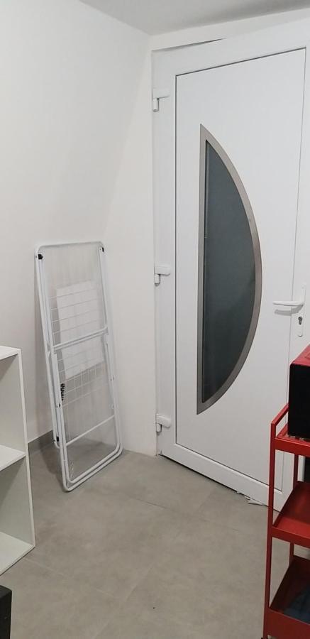 Ferienwohnung Equipee 1 Piece Proche Paris Argenteuil Exterior foto